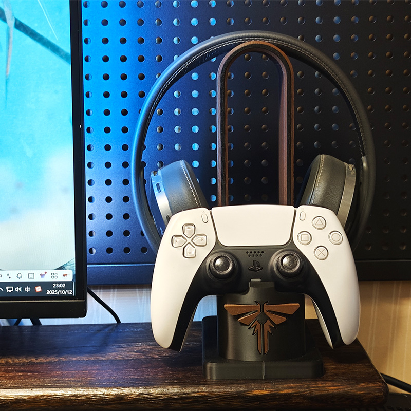 Penyangga Earphone Bertema Ani - Gaming Accessories Playstation ulasan dan harga